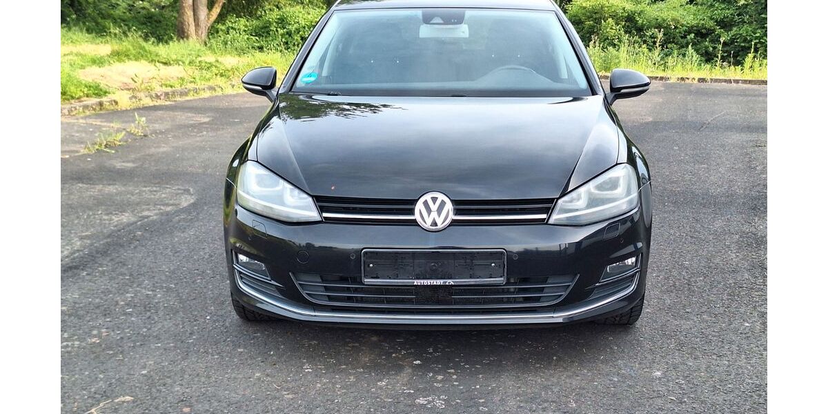 VW Golf 164.151 km 9.199 &euro; Brühl bei Köln 50321