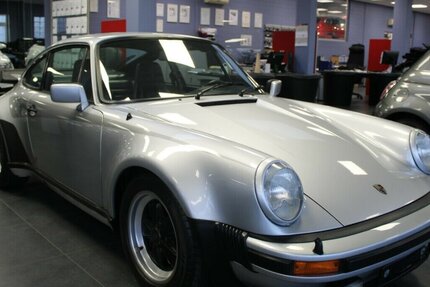Porsche 911 930 Turbo 3.3 Coupe *DEUTSCHES FAHRZEUG* - 2. 121.779 km 169.930 &euro; Euskirchen 53881