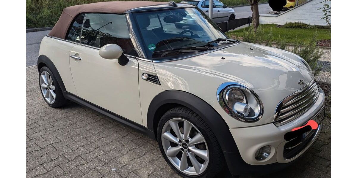 Mini Cooper Cabrio 98.000 km 8.900 &euro; Herzogenrath 52134