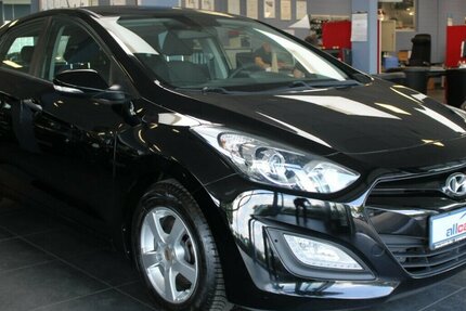 Hyundai i30 1.4 Classic 81.345 km 7.980 &euro; Euskirchen 53881