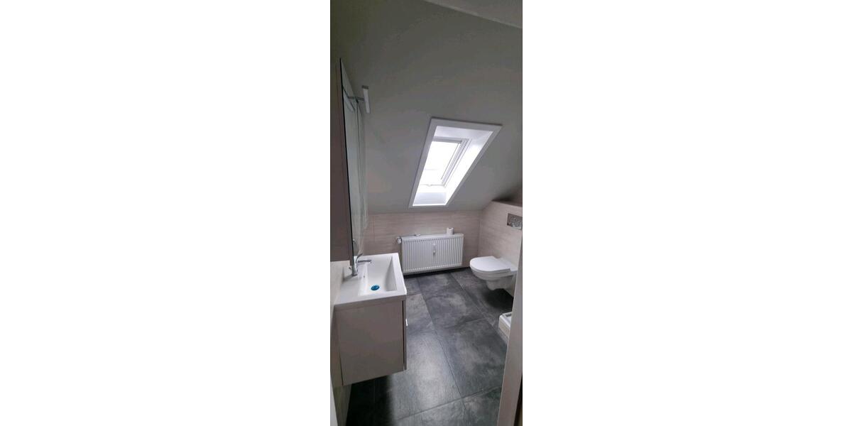 Dachgeschoßwohnung Bergheim Ahe - 2 Zimmer, 62 m&sup2;, 650&euro; | Angebot:26598052