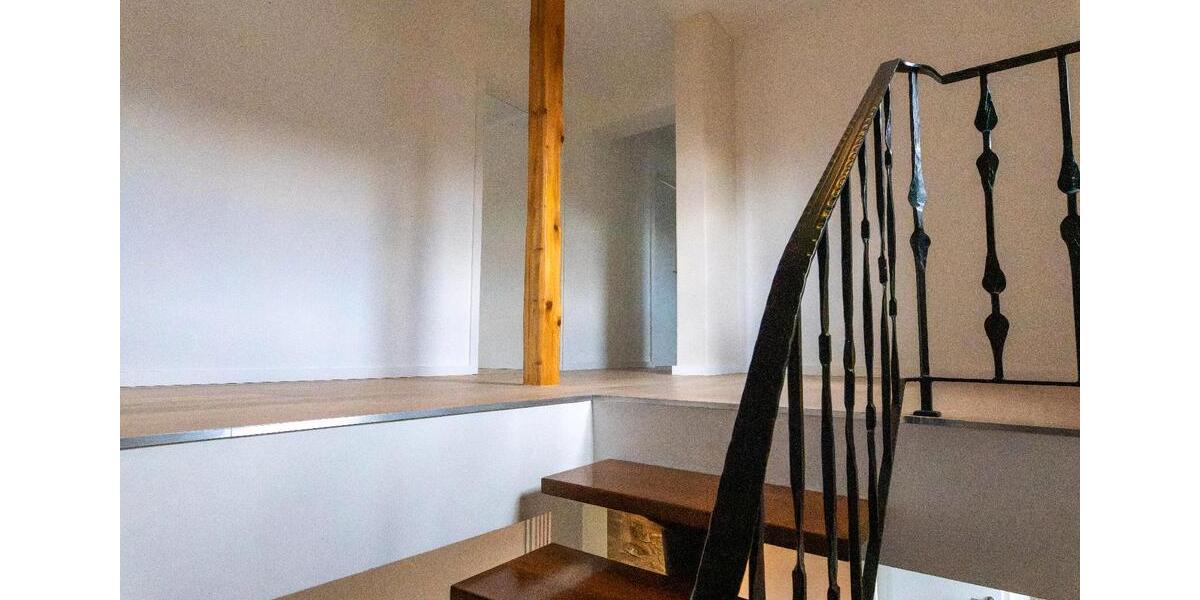 Etagenwohnung Simmerath - 5 Zimmer, 145 m&sup2;, 1.400&euro; | Angebot:25944930