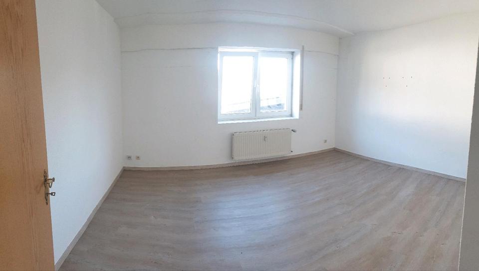 Etagenwohnung Zülpich - 3 Zimmer, 108 m&sup2;, 850&euro; | Angebot:26512236