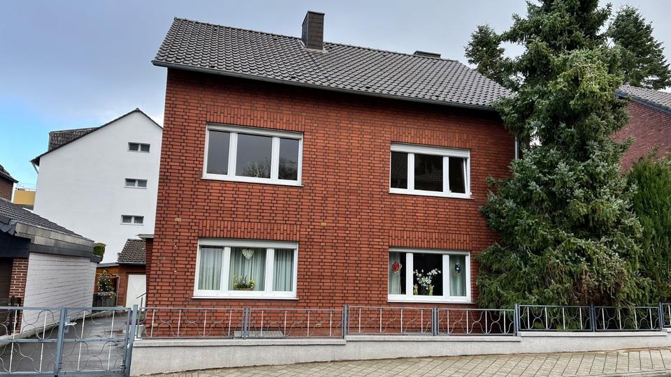 Etagenwohnung Stolberg (Rhld.) Büsbach - 3 Zimmer, 84 m&sup2;, 850&euro; | Angebot:25963691