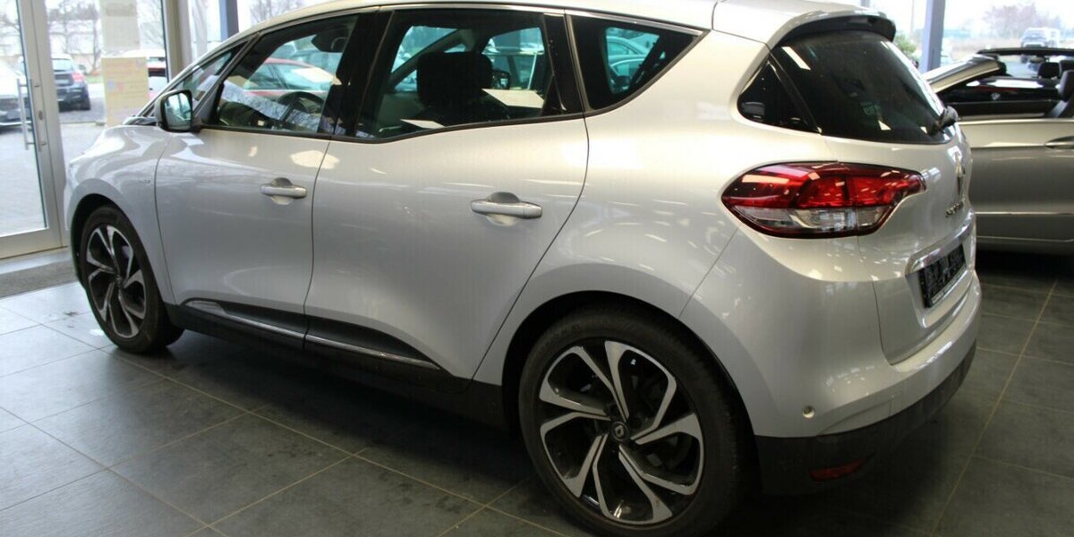Renault Scenic ENERGY TCe 130 BOSE EDITION 52.334 km 12.980 &euro; Euskirchen 53881