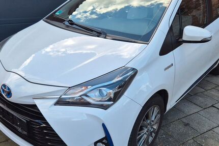 Toyota Yaris 69.676 km 12.890 &euro; Übach-Palenberg 52531