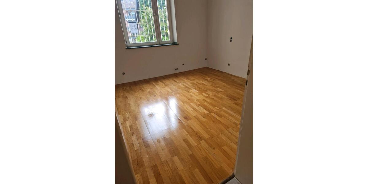 Erdgeschoßwohnung Jülich - 4 Zimmer, 120 m&sup2;, 1.300&euro; | Angebot:26512684