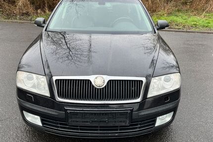 Skoda Octavia 249.999 km 2.950 &euro; Kall 53925