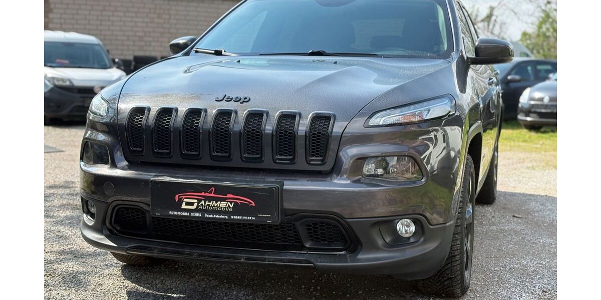 Jeep Cherokee 272.000 km 5.700 &euro; Niederzier-Selhausen 52382
