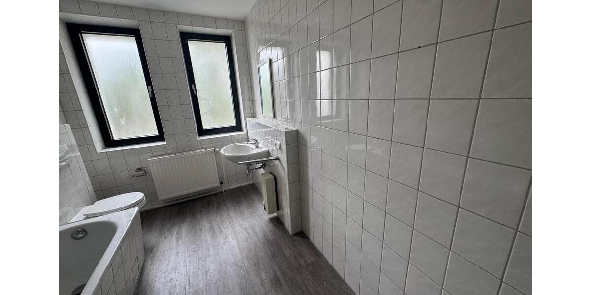 Etagenwohnung Baesweiler - 1 Zimmer, 72 m&sup2;, 790&euro; | Angebot:25251439