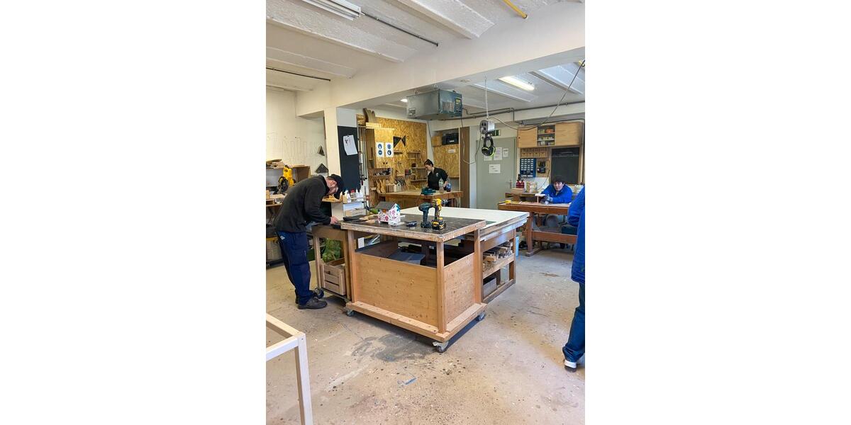 Einfamilienhaus Aachen Aachen-Mitte - 9 Zimmer, 450 m&sup2;, 2.600&euro; | Angebot:27615805