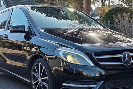 Mercedes-Benz B 200 222.325 km 8.400 &euro; Mechernich 53894