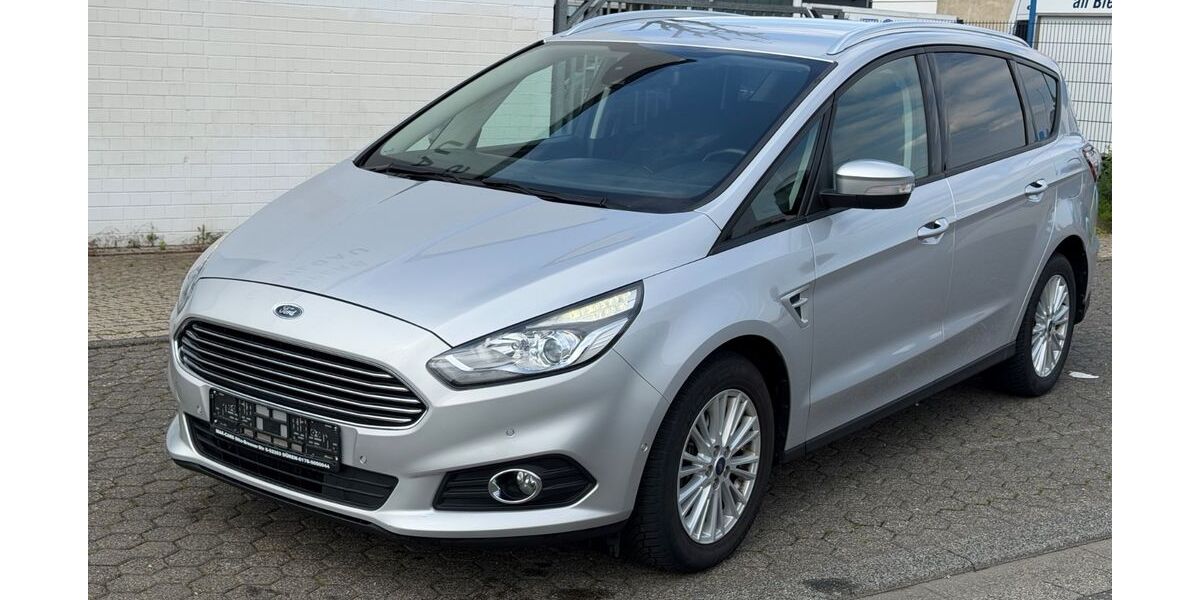 Ford S-Max 204.000 km 9.900 &euro; Düren 52353