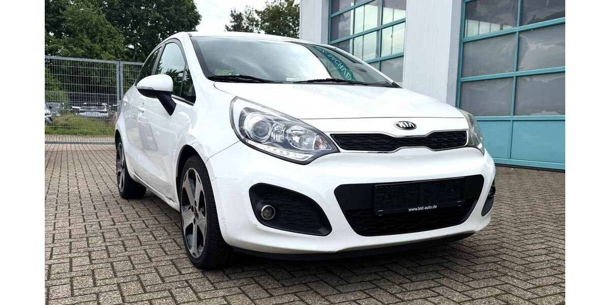 Kia Rio 114.253 km 4.990 &euro; Düren 52349