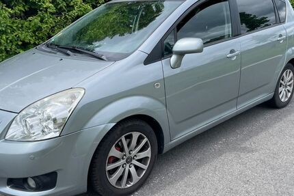 Toyota Corolla Verso 230.000 km 2.750 &euro; Herzogenrath 52134