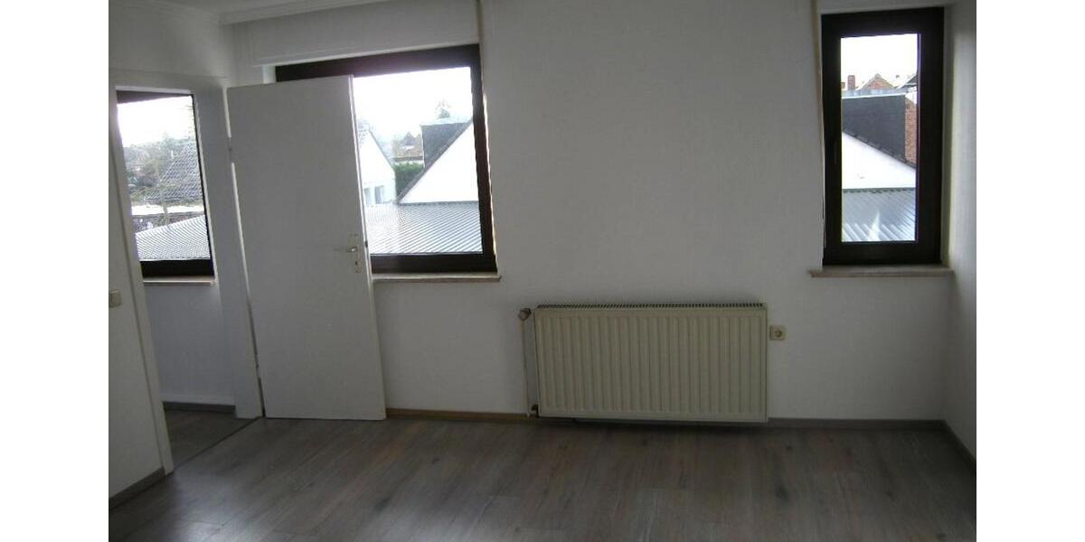 Mehrfamilienhaus, Wohnhaus Erftstadt - 10 Zimmer, 258 m&sup2;, 550.000&euro; | Angebot:25753227