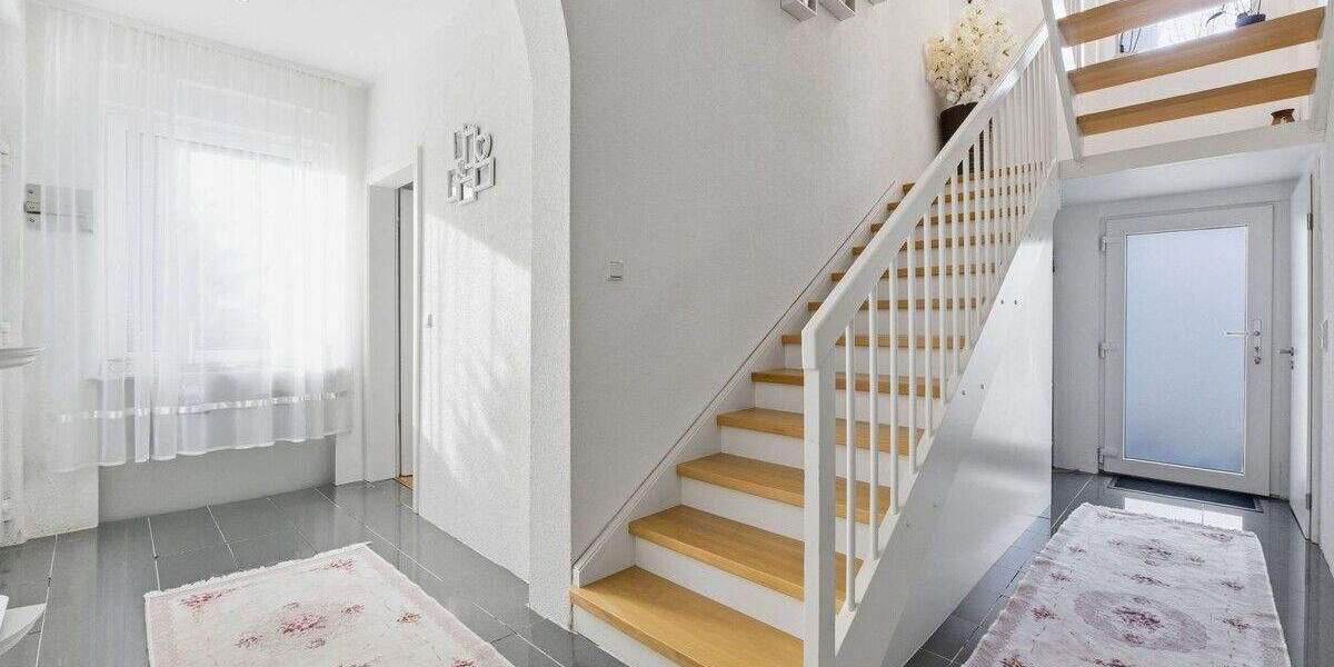 Einfamilienhaus Alsdorf - 8 Zimmer, 230 m&sup2;, 399.000&euro; | Angebot:25770120