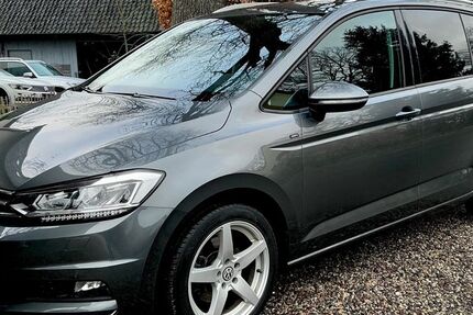 VW Touran 65.000 km 20.490 &euro; Roetgen 52159