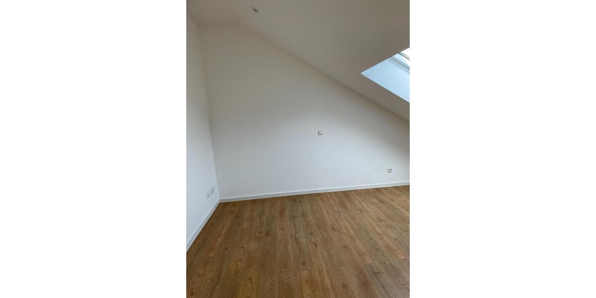 Dachgeschoßwohnung Aldenhoven - 1 Zimmer, 55 m&sup2;, 800&euro; | Angebot:25406205