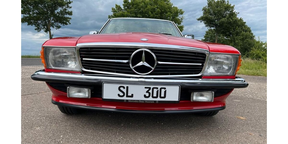 Mercedes-Benz SL 300 68.900 km 59.950 &euro; Mechernich 53894