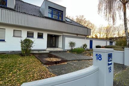 Haus Düren - 5 Zimmer, 190 m&sup2;, 1.600&euro; | Angebot:25883741