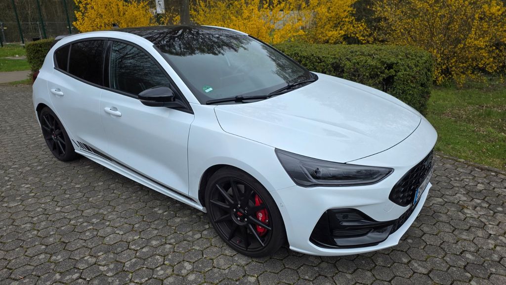 Ford Focus 5.200 km 35.800 &euro; Hürth 50354