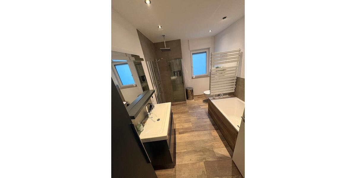 Einfamilienhaus Alsdorf - 8 Zimmer, 240 m&sup2;, 779.000&euro; | Angebot:25994818