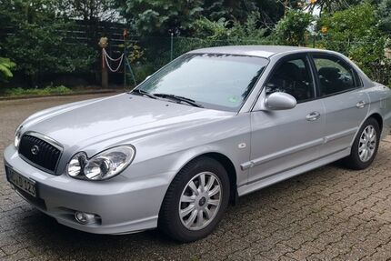 Hyundai SONATA 14.345 km 7.000 &euro; AAchen 52074
