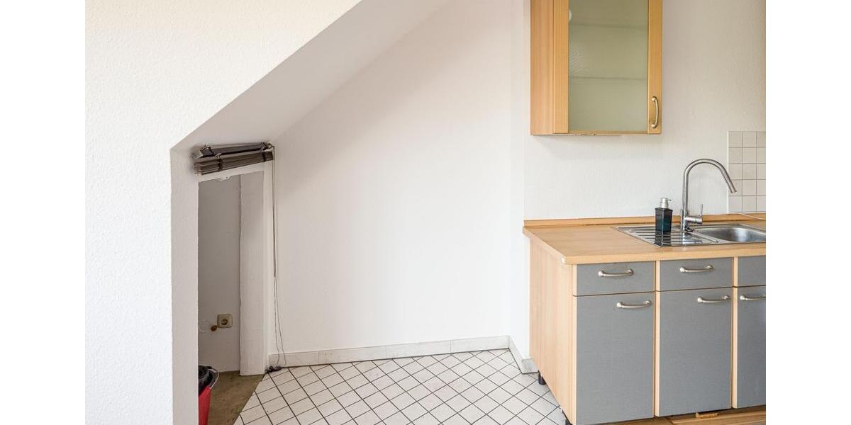 Dachgeschoßwohnung Aachen Aachen-Mitte - 2 Zimmer, 67 m&sup2;, 750&euro; | Angebot:25257699