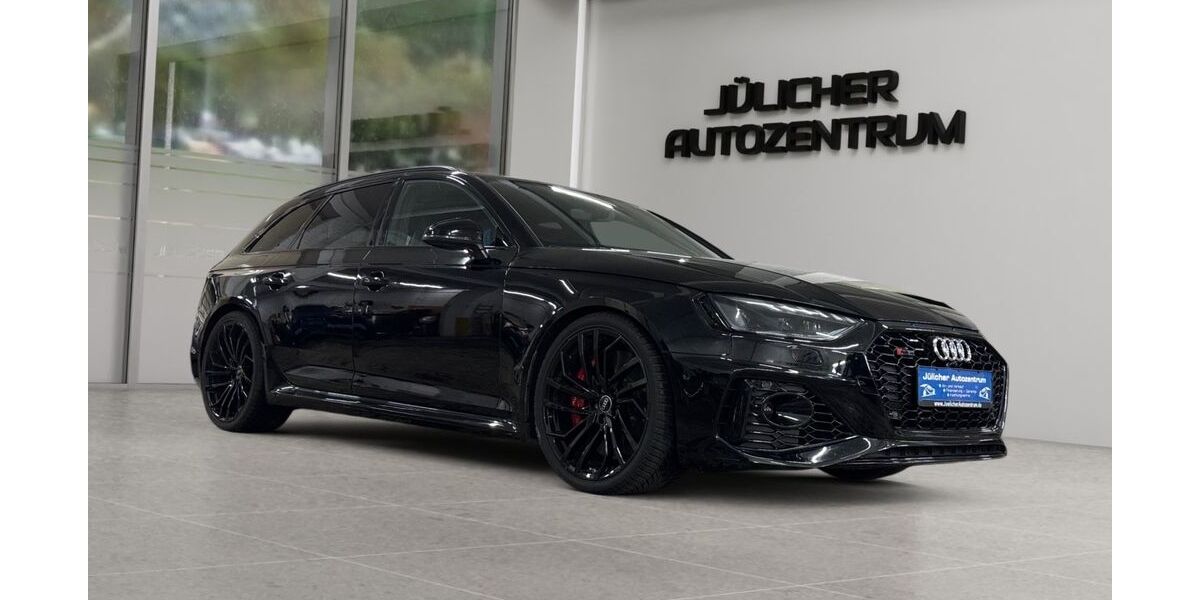 Audi RS4 17.000 km 59.790 &euro; Jülich 52428