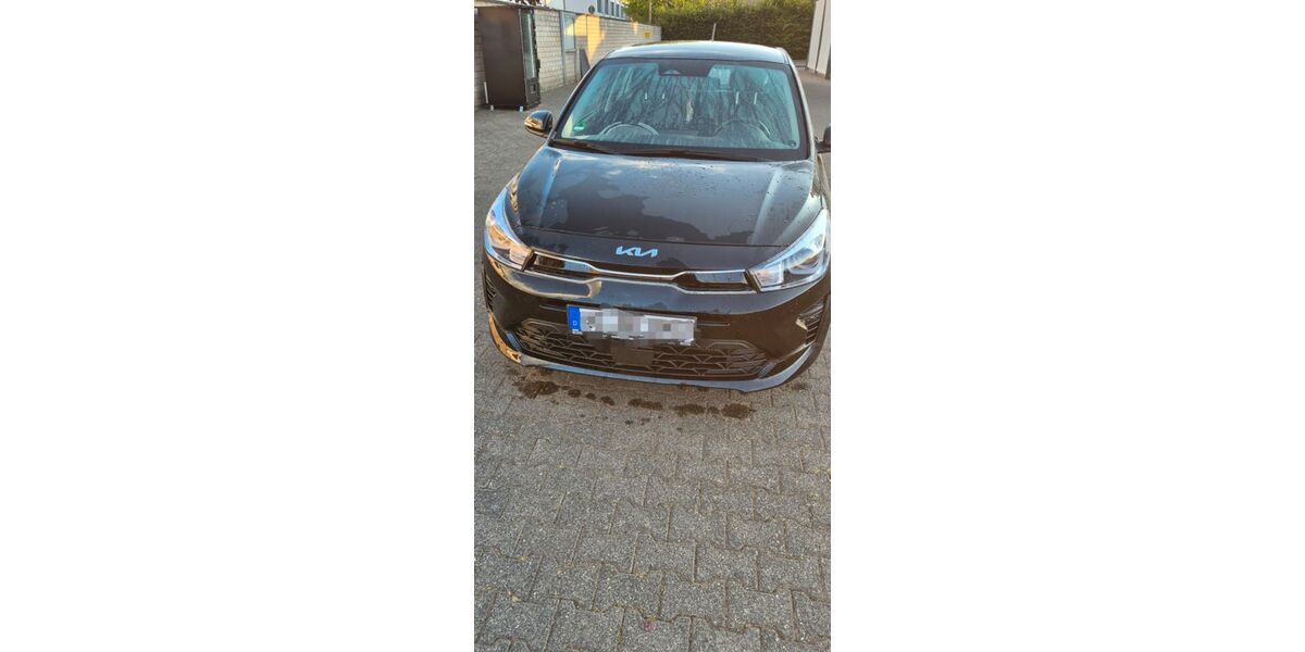 Kia Rio 24.000 km 16.000 &euro; Aachen 52068