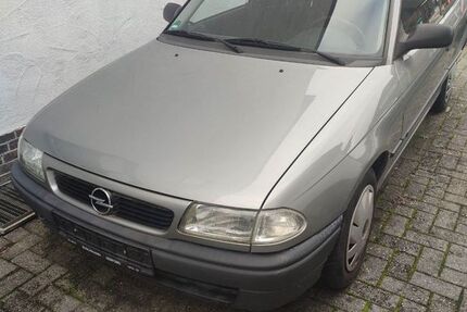 Opel Astra 75.000 km 1.500 &euro; Übach-Palenberg 52531