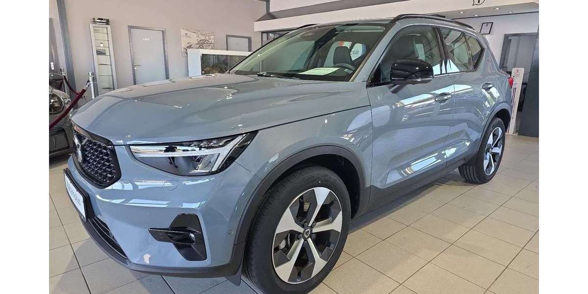 Volvo XC40 13.040 km 32.950 &euro; Bergheim 50126