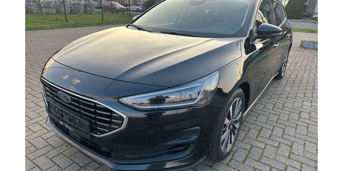 Ford Focus 141.000 km 12.999 &euro; würselen 52146