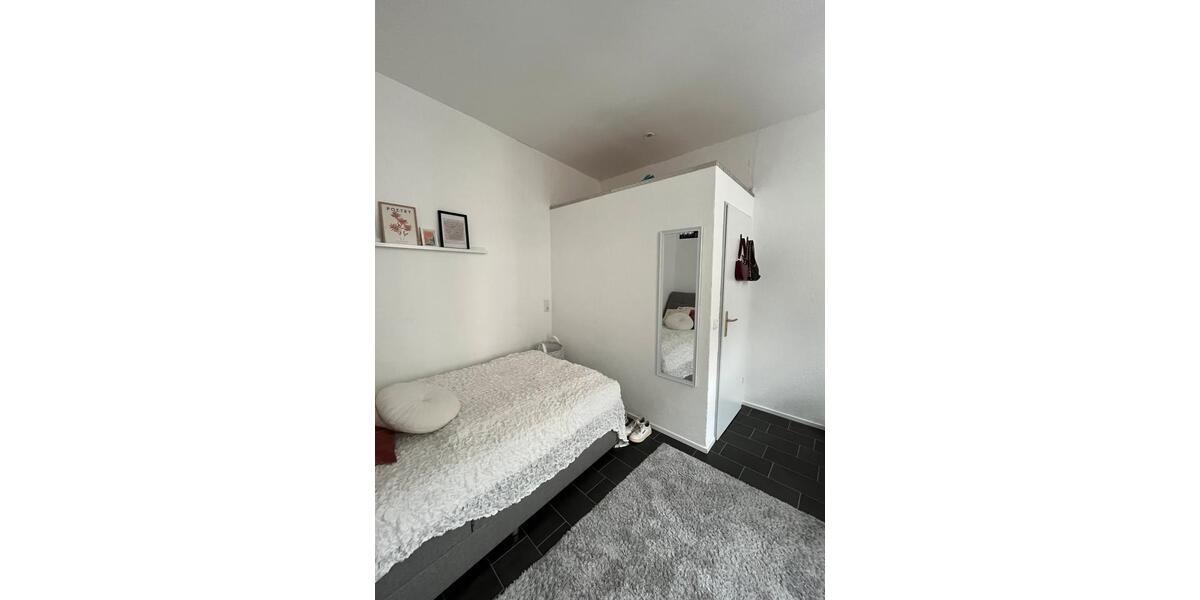 Etagenwohnung Aachen Aachen-Mitte - 3 Zimmer, 40 m&sup2;, 600&euro; | Angebot:25420406