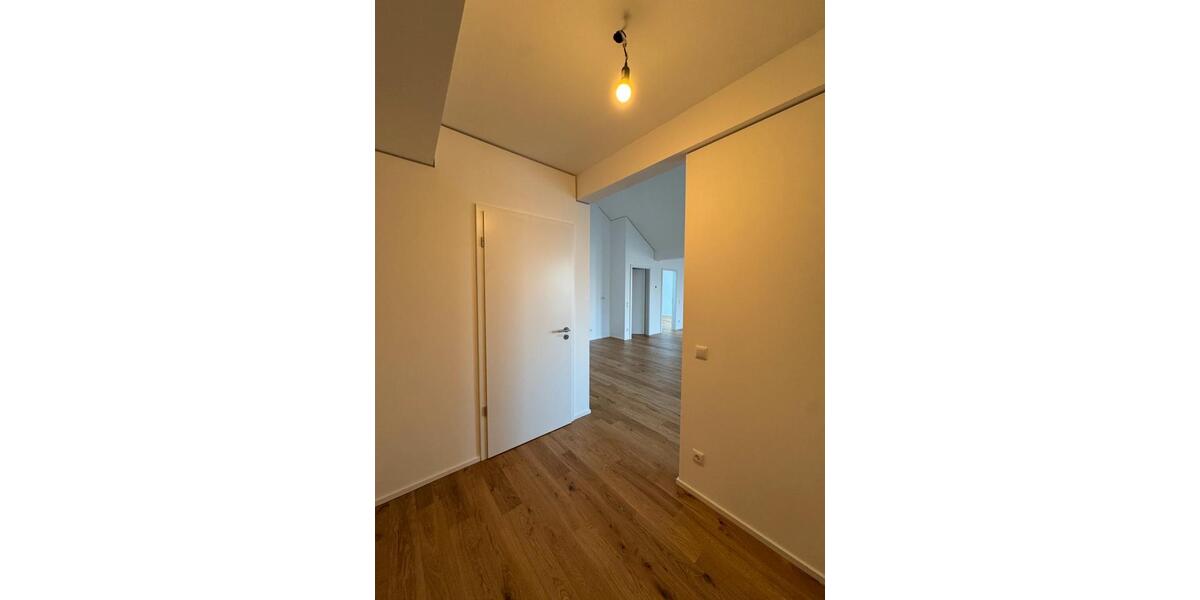 Etagenwohnung Zülpich - 3 Zimmer, 87 m&sup2;, 1.100&euro; | Angebot:26145707