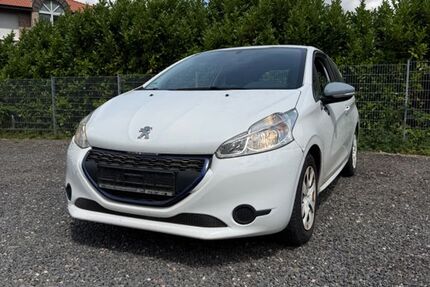 Peugeot 208 149.000 km 1.699 &euro; Alsdorf 52477