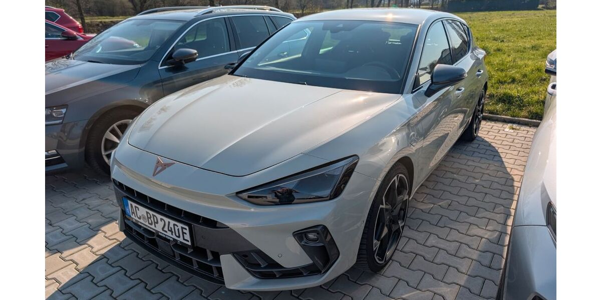 Cupra Leon 44.939 km 32.490 &euro; Baesweiler 52499