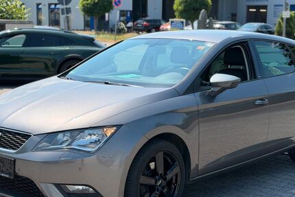 Seat Leon 197.019 km 5.990 &euro; Alsdorf 52477