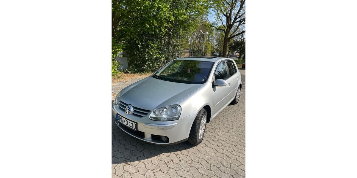 VW Golf 257.000 km 2.200 &euro; Düren 52349