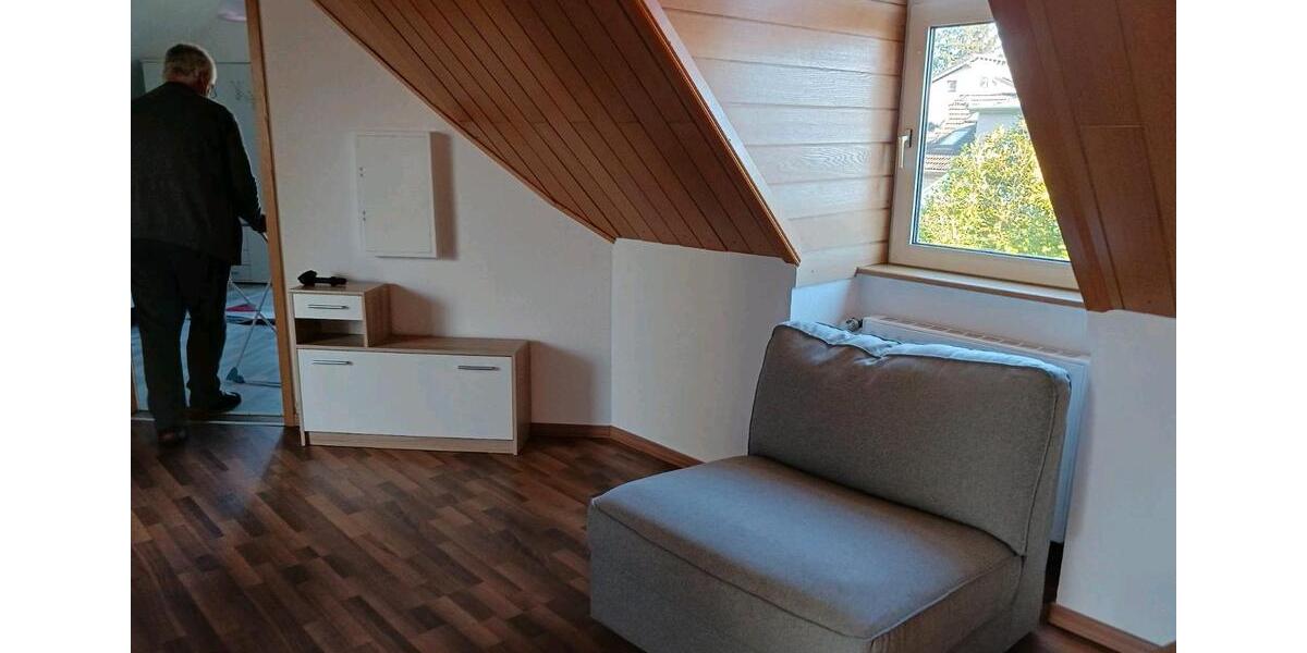 Dachgeschoßwohnung Stolberg (Rheinland) - 2 Zimmer, 75 m&sup2;, 750&euro; | Angebot:25858768