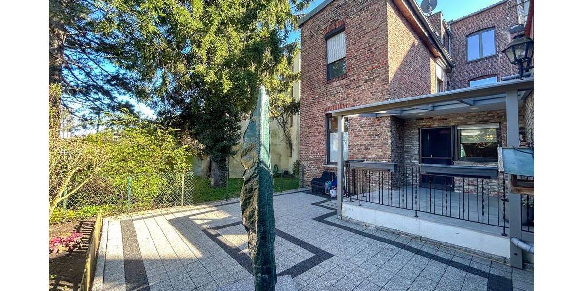 Mehrfamilienhaus, Wohnhaus Aachen Aachen-Mitte - 8 Zimmer, 247 m&sup2;, 425.000&euro; | Angebot:26451118