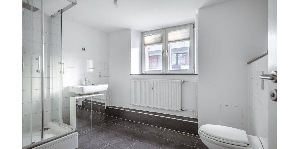 Reihenmittelhaus Stolberg - 9 Zimmer, 311 m&sup2;, 449.000&euro; | Angebot:26806794