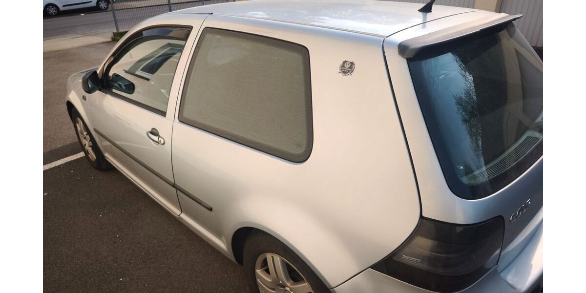 VW Golf 98.300 km 1.600 &euro; Aachen 52080