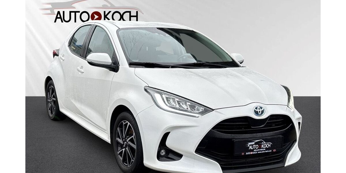 Toyota Yaris 50.587 km 17.790 &euro; Düren 52351