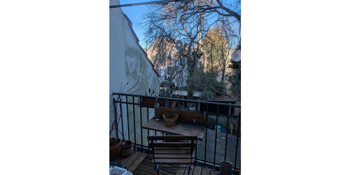 Etagenwohnung Aachen Aachen-Mitte - 16 Zimmer, 65 m&sup2;, 470&euro; | Angebot:25272350