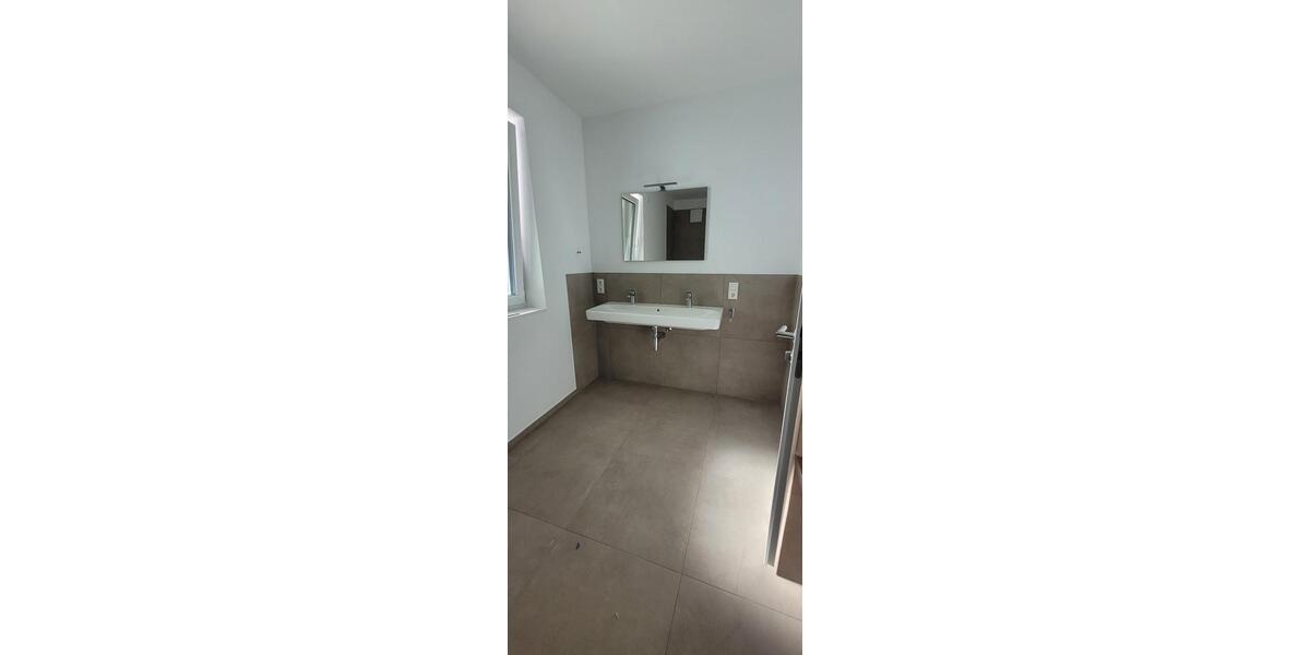 Erdgeschoßwohnung Mechernich - 1 Zimmer, 100 m&sup2;, 1.490&euro; | Angebot:25448212