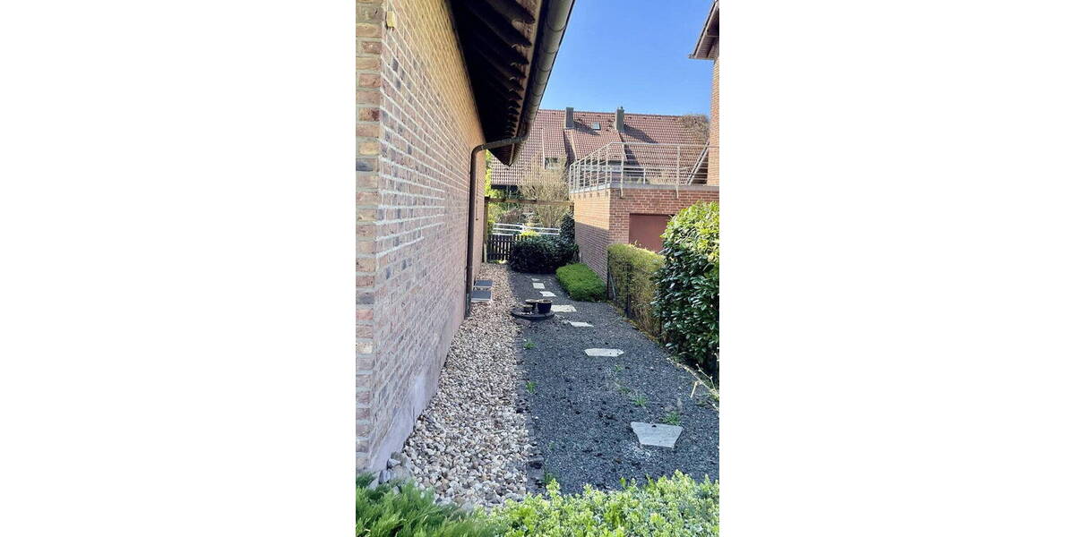 Einfamilienhaus Roetgen-Rott Rott - 8 Zimmer, 240 m&sup2;, 639.000&euro; | Angebot:26447676