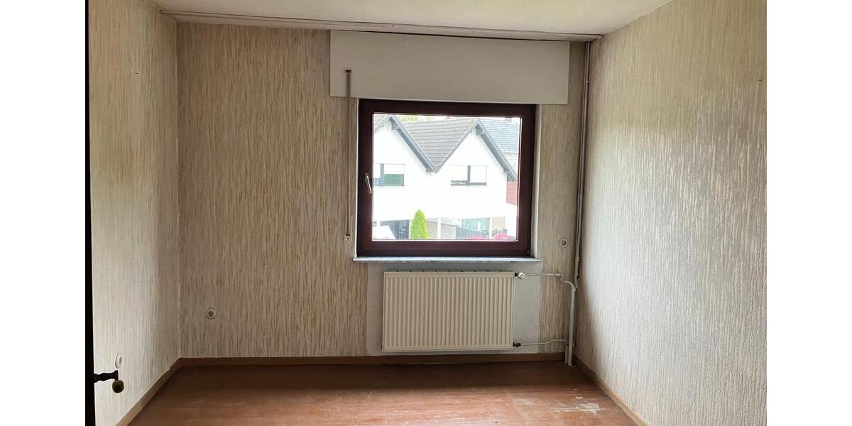 Reihenhaus Düren Mariaweiler-Hoven - 7 Zimmer, 115 m&sup2;, 250.000&euro; | Angebot:26544760