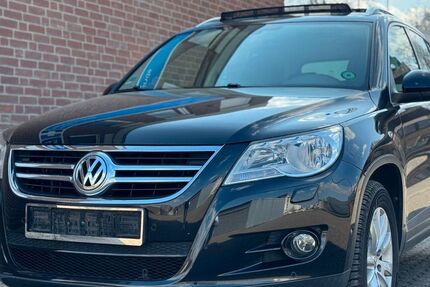 VW Tiguan 160.586 km 8.290 &euro; Düren 52349